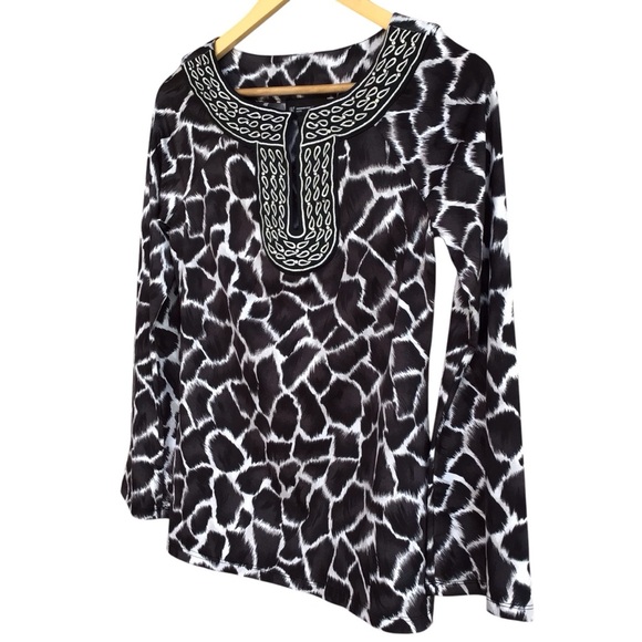 INC International Concepts Petite Embroidered Black White Tunic Size P NEW - Picture 4 of 7